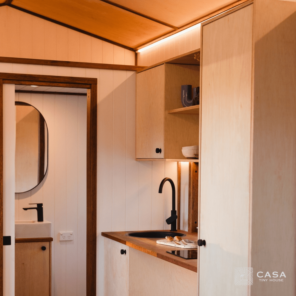 Lightweight plywood